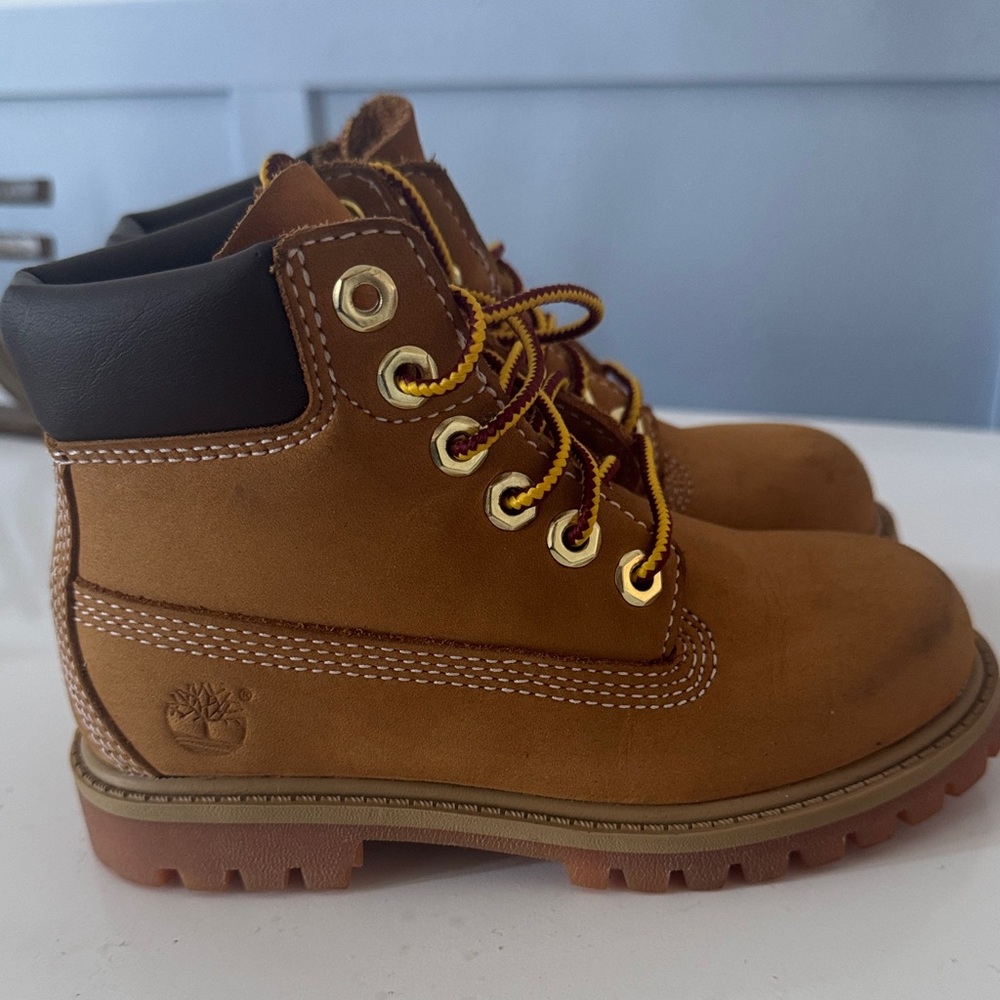 Timberland Kids Tan Boots with Black Accents - 10C